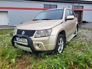 Suzuki Grand Vitara 2.4 2011 (1 фото из 10)