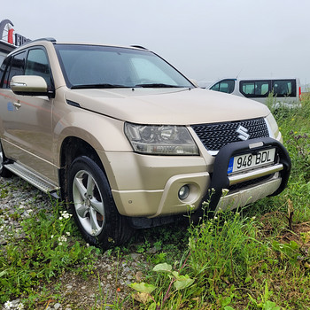 Suzuki Grand Vitara 2.4 2011