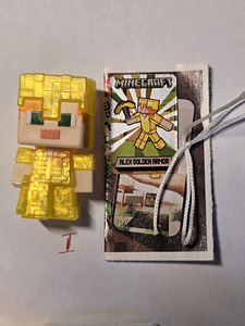 Фигурки Kinder Joy Minecraft (4 фото из 10)