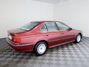 BMW 520 Sportpakett 2.0 110kW (3 фото из 7)