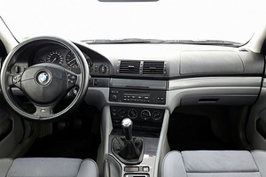 BMW 520 Sportpakett 2.0 110kW (5 фото из 7)