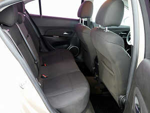 Chevrolet Cruze Comfort 1.8 104kW (7 фото из 7)