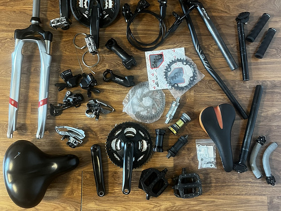 Запчасти для велосипеда / Shimano, Suntour, Deore, KMC, Decks