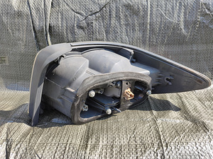 Задняя фара Mazda CX-7 (3 фото из 4)