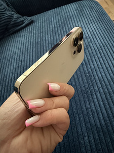 Золотой iphone 14 pro, 128gb (4 фото из 5)