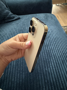 Золотой iphone 14 pro, 128gb (5 фото из 5)