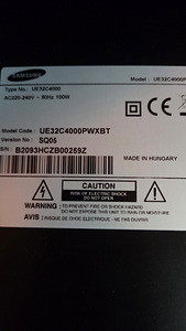 Samsung 32" телевизор (3 фото из 4)