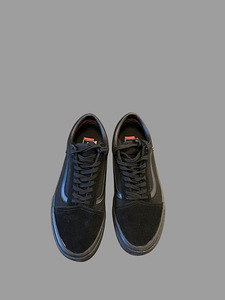 Vans (3 фото из 4)