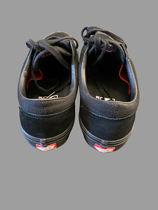 Vans (4 фото из 4)