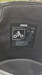 Motokrossi Saapad Raven Commander (3 foto / 3)