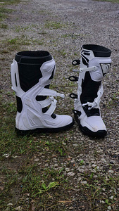 Motokrossi Saapad Raven Commander (2 foto / 3)