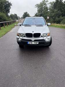 BMW X5 E53 рестайлинг (3 фото из 13)