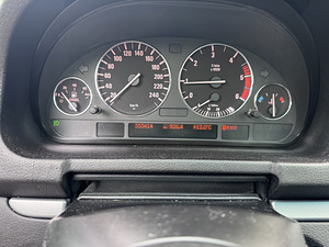 BMW X5 E53 рестайлинг (8 фото из 13)