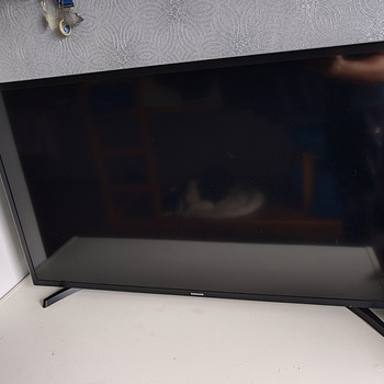 Samsung UE40J6205AK – 40" Smart TV