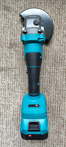 Мультитул Makita (5 фото из 10)