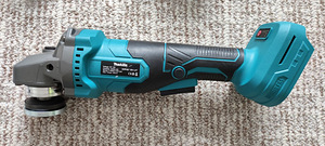 Мультитул Makita (3 фото из 10)