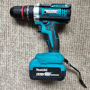 Мультитул Makita (10 фото из 10)