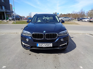 BMW X5 xDrive 25d 170kW 2017 (2 foto / 10)