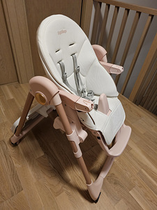 Peg Perego söögitool Follow Me ROOSA (2 foto / 5)
