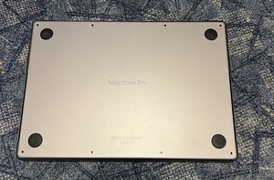 MacBook Pro M1 Pro 2021 16GB 512GB (2 foto / 2)