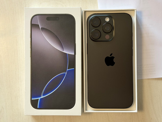 Apple iPhone 16 Pro Black Ti 256GB как новый! Аккумулятор 96