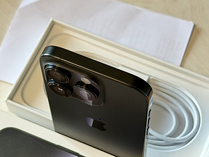 Apple iPhone 16 Pro Black Ti 256GB как новый! Аккумулятор 96 (4 фото из 8)