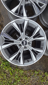 OEM-диски Ford ST-Line 5x108 18" (GS7J-AA) — В ИДЕАЛЬНОМ СОС (5 фото из 9)