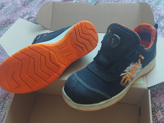 Meeste töösaapad, Sievi Racer