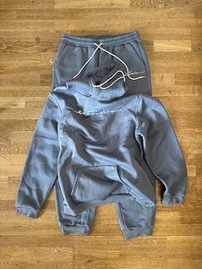 Spordidress XL (1 foto / 2)
