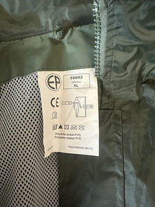 Дождевик XL (1 фото из 2)
