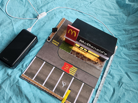 Новая диорама MoreArt 1:64 McDonalds с подсветкой