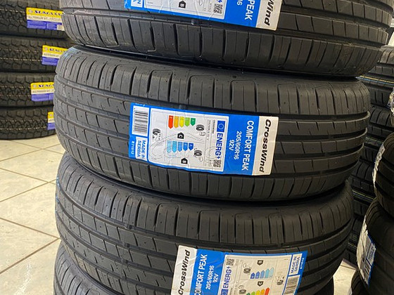 205 55 R 16 Crosswind comfort peak ( by Michelin )