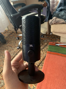 Продам микрофон jbl (3 фото из 3)