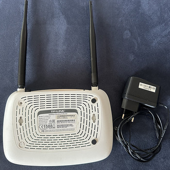 Роутер TP-Link TL-WR841N (300 Мбит/с)