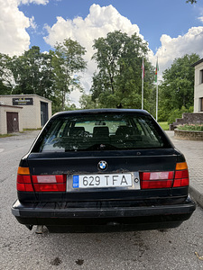 BMW 525TDS E34 Touring 1995 (6 фото из 11)