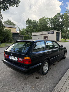 BMW 525TDS E34 Touring 1995 (7 фото из 11)