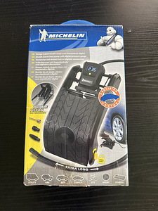 Цифровой ножной насос Michelin (1 фото из 3)