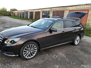 MERCEDES-BENZ E 250 CDI 4MATIC (2 foto / 7)