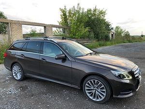 MERCEDES-BENZ E 250 CDI 4MATIC (3 foto / 7)