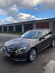 MERCEDES-BENZ E 250 CDI 4MATIC (5 foto / 7)