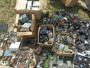 Trükiplaadid ja muu elektroonika (5 foto / 10)