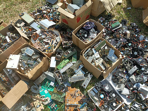 Trükiplaadid ja muu elektroonika (9 foto / 10)