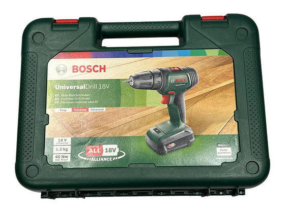 Аккумуляторная дрель Bosch UniversalDrill 18V
