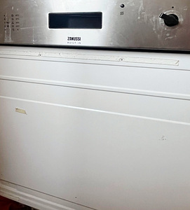 Sisseehitatav nõudepesumasin Zanussi (1 foto / 2)