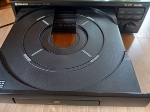 Pioneer CLD 1850 (3 фото из 7)