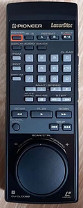 Pioneer CLD 1850 (6 фото из 7)
