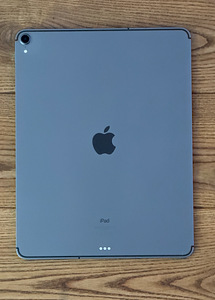 Apple 12.9-in iPad Pro Wi-Fi + Cellular (1 foto / 3)