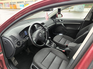 SKODA OCTAVIA (8 фото из 9)
