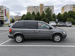 Chrysler Voyager (6 фото из 14)