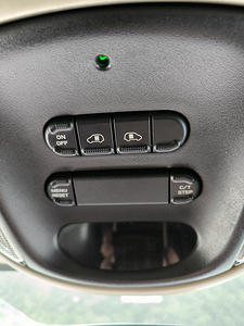 Chrysler Voyager (13 фото из 14)